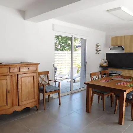 Holiday home Maison De 4/5 Personnes A Leon, Landes *